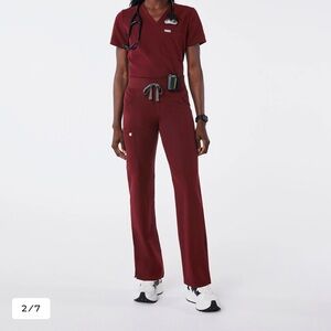 Figs Women's Maroon Srubs